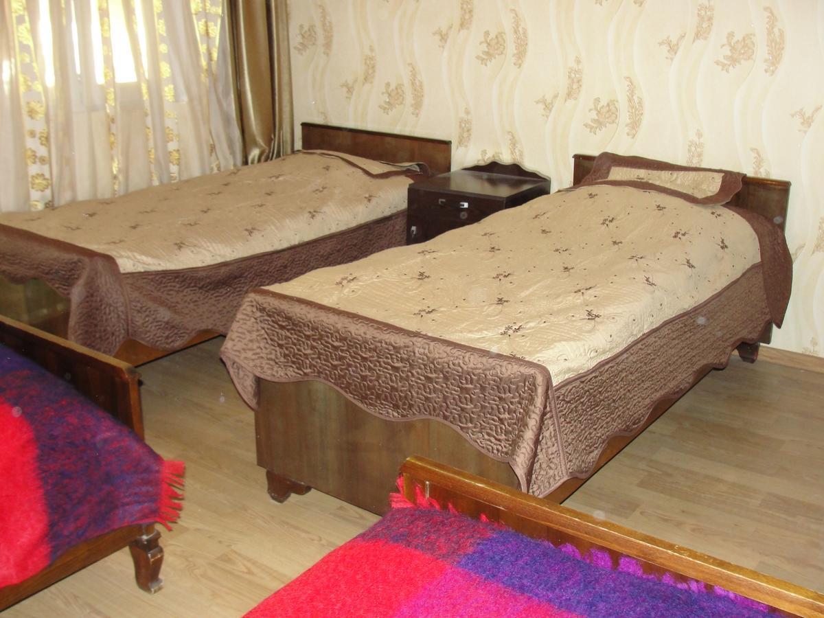 Guest House 26 Mestia Kültér fotó